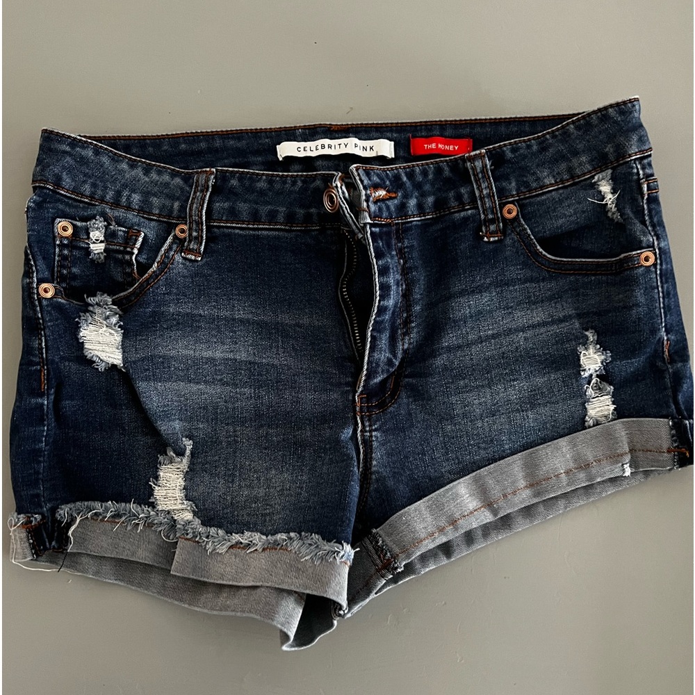 Celebrity pink jean ripped shorts . New without tags. The honey style. Size 9/29